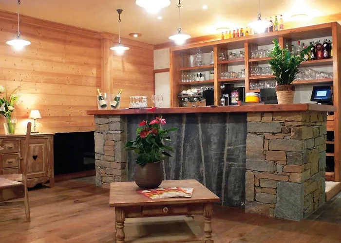 Mountain Escape With Pool Apartment *