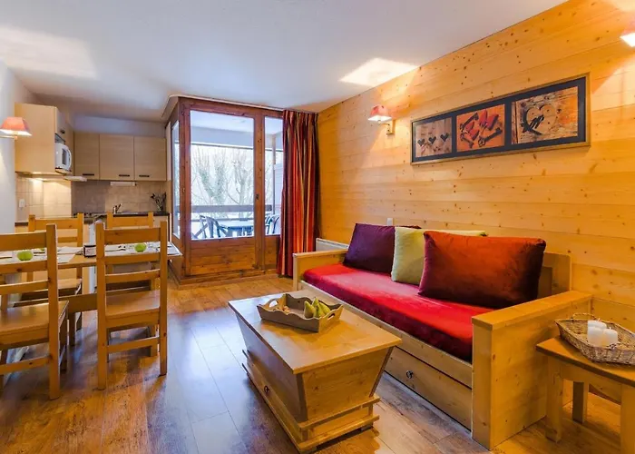 Mountain Escape With Pool * Brides-les-Bains