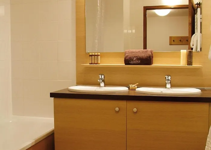 Mountain Escape With Pool Apartment Brides-les-Bains